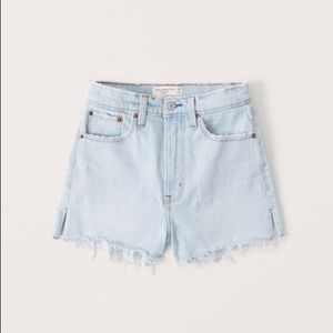 Light wash Jean shorts